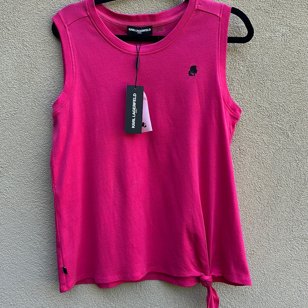 NWT Karl Lagerfeld Paris 🔥 Vibrant Berry Signature Logo Tank Shirt Sz M